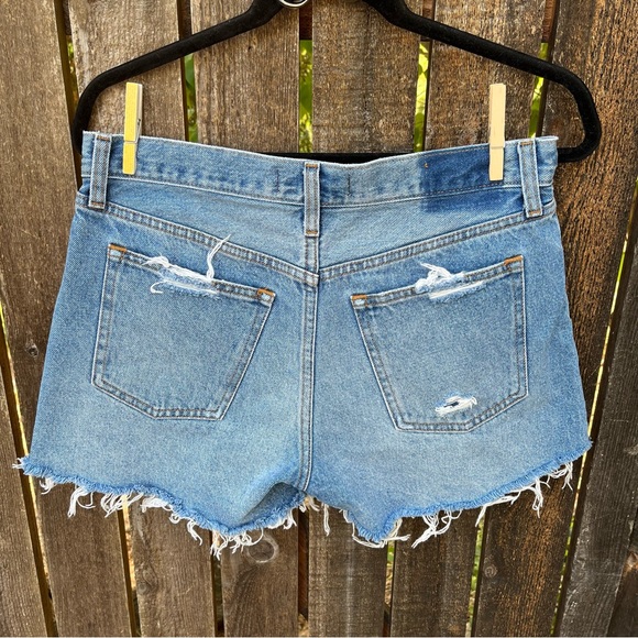 Abercrombie & Fitch The Boyfriend Distressed Midrise Jean Shorts In Sz 27/4 - Picture 2 of 10